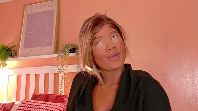 Snapshot of briannajackson_ chatting on October 9, 11:41 am briannajackson online show from October 9, 11:41 am
