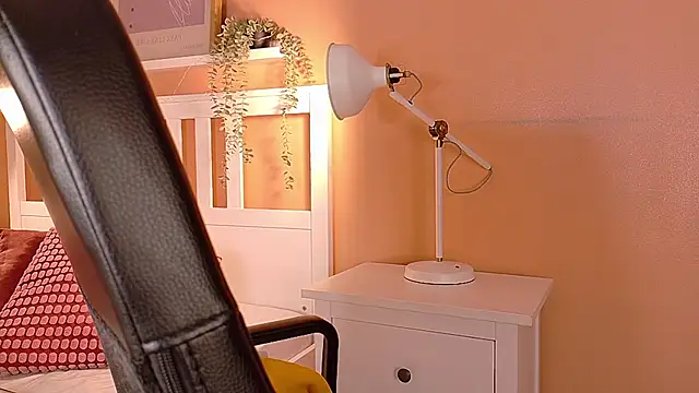 Snapshot of briannajackson_ chatting on October 11, 11:42 am briannajackson online show from October 11, 11:42 am