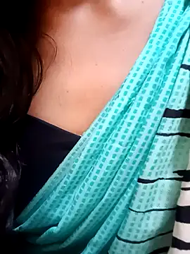 Snapshot of PerfectAhinsa chatting on October 15, 6:30 pm PerfectAhinsa online show from October 15, 6:30 pm