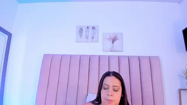 Snapshot of mariaa_fernanda chatting on May 7, 11:26 am mariaa fernanda online show from May 7, 11:26 am