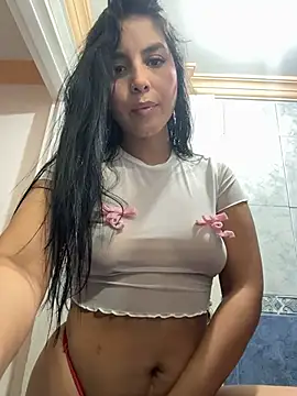 Snapshot of _miaquevedo_ chatting on May 21, 12:56 pm miaquevedo online show from May 21, 12:56 pm