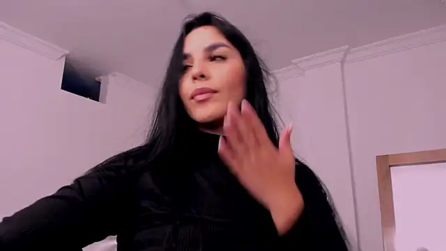 Snapshot of _miaquevedo_ chatting on June 5, 4:13 pm miaquevedo online show from June 5, 4:13 pm
