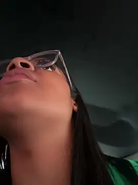 SussiSotto online show from December 15, 9:53 pm