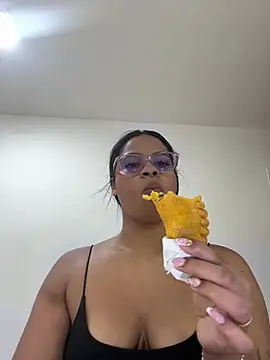 SussiSotto online show from December 20, 3:53 pm