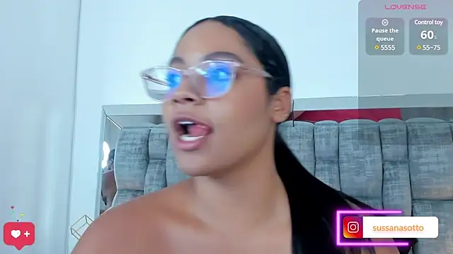 SussiSotto online show from March 12, 5:38 pm