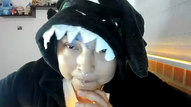 Shaddycute  online show from November 19, 5:13 pm