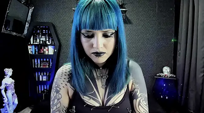 Snapshot of DimmuandDarkness chatting on January 12, 3:57 pm DimmuandDarkness online show from January 12, 3:57 pm