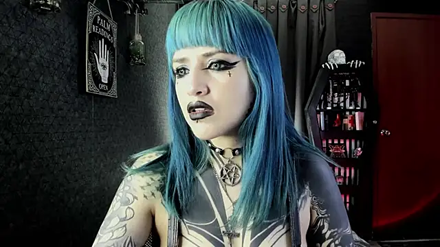 Snapshot of DimmuandDarkness chatting on February 13, 3:56 pm DimmuandDarkness online show from February 13, 3:56 pm