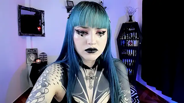 Snapshot of DimmuandDarkness chatting on October 10, 6:12 am DimmuandDarkness online show from October 10, 6:12 am