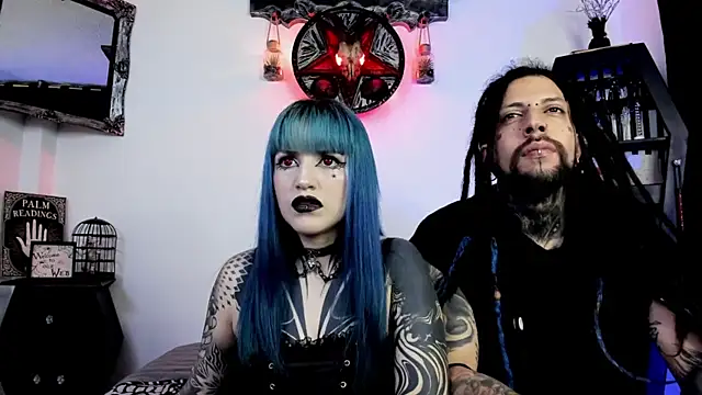 Snapshot of DimmuandDarkness chatting on October 23, 7:07 am DimmuandDarkness online show from October 23, 7:07 am