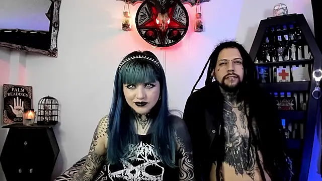 Snapshot of DimmuandDarkness chatting on November 13, 6:45 am DimmuandDarkness online show from November 13, 6:45 am