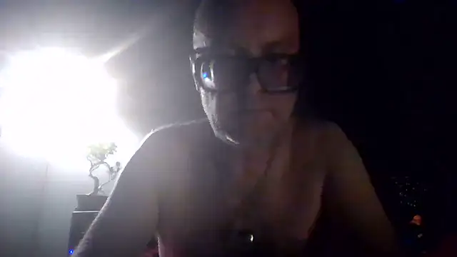 biffboff123 online show from July 11, 1:41 am