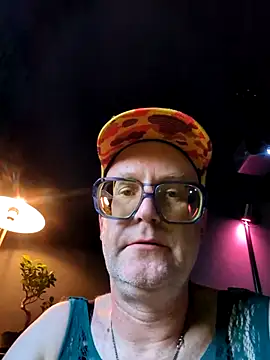 biffboff123 online show from July 28, 5:45 pm