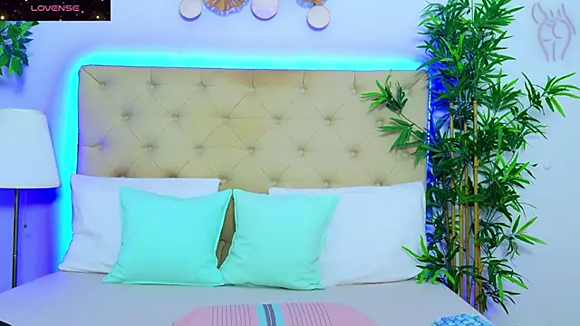 DaliyaArabian online show from November 25, 1:11 pm