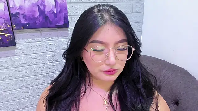 Snapshot of _nina_sweet chatting on December 14, 1:16 pm nina sweet online show from December 14, 1:16 pm