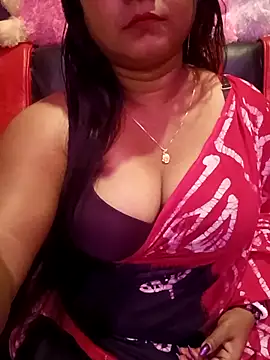 Snapshot of ella_mariya chatting on April 9, 2:22 pm ella mariya online show from April 9, 2:22 pm
