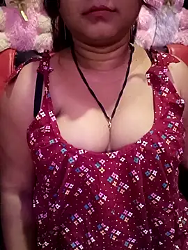 Snapshot of ella_mariya chatting on May 13, 6:27 pm ella mariya online show from May 13, 6:27 pm