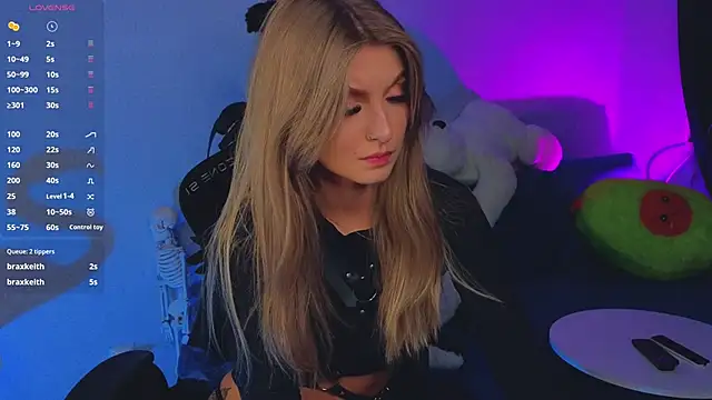 Snapshot of Saillise chatting on March 13, 1:43 am Saillise online show from March 13, 1:43 am