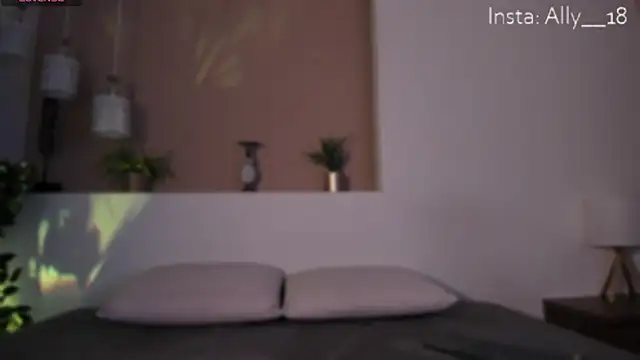 Snapshot of Ally_addams chatting on February 10, 3:35 am Ally addams online show from February 10, 3:35 am