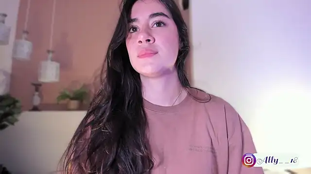 Snapshot of Ally_addams chatting on November 30, 12:14 am Ally addams online show from November 30, 12:14 am