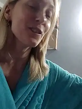 AvelinaLeoni online show from March 16, 8:21 am