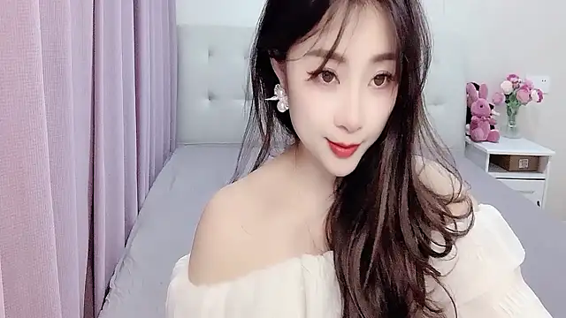 Snapshot of aisha123123 chatting on March 17, 2:12 pm aisha123123 online show from March 17, 2:12 pm