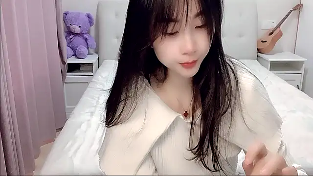 Snapshot of aisha123123 chatting on October 31, 2:34 am aisha123123 online show from October 31, 2:34 am