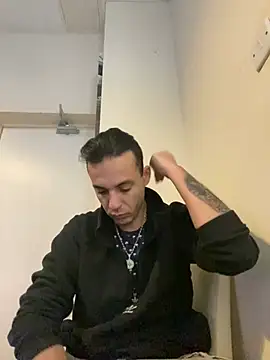 Alexandrupgixx online show from January 14, 2:29 am