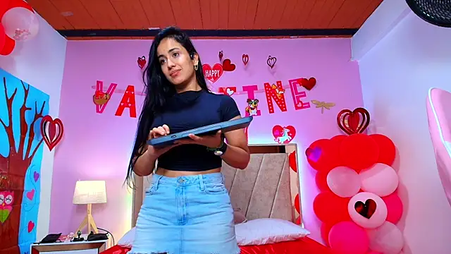 Miia harper  online show from February 14, 6:56 am