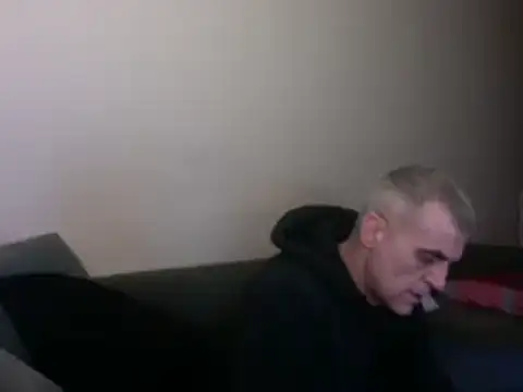 Snapshot of skossa777 chatting on January 7, 6:03 pm skossa777 online show from January 7, 6:03 pm