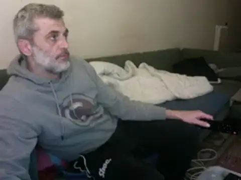 Snapshot of skossa777 chatting on March 17, 7:15 pm skossa777 online show from March 17, 7:15 pm