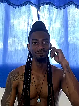 Snapshot of Malkon_Big chatting on November 1, 5:04 pm Malkon Big online show from November 1, 5:04 pm