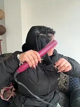 karenlennox1 online show from February 16, 11:01 pm