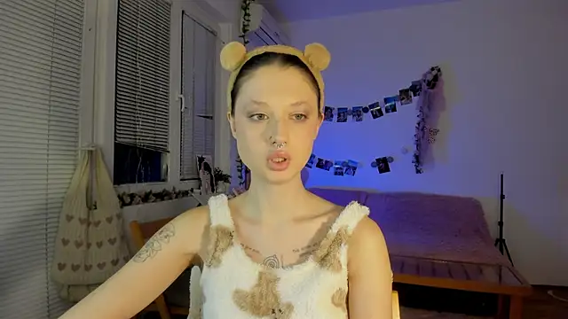 Jenny darling love online show from January 8, 9:55 pm