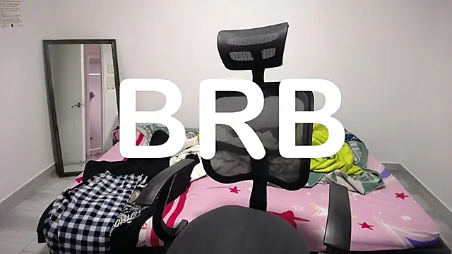 Snapshot of present_the_magic chatting on November 2, 5:59 pm present the magic online show from November 2, 5:59 pm