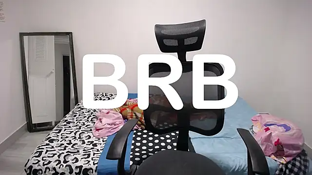 Snapshot of present_the_magic chatting on November 13, 1:48 am present the magic online show from November 13, 1:48 am