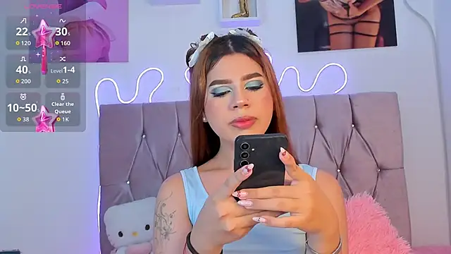 Snapshot of Ashley_piinkk_ chatting on September 27, 1:49 pm Ashley piinkk  online show from September 27, 1:49 pm