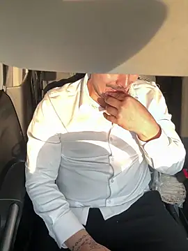 shivani0999 online show from February 10, 2:59 am