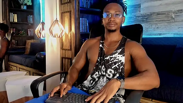 Snapshot of JamalMyst chatting on October 24, 3:36 am JamalMyst online show from October 24, 3:36 am