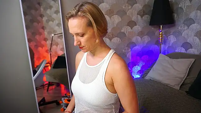 UmaTruewoman online show from June 2, 5:53 am