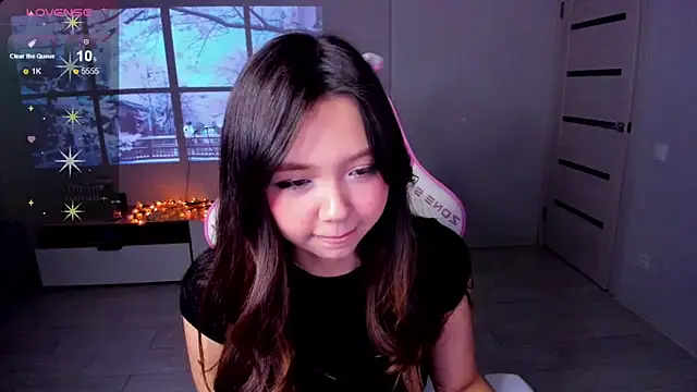 Snapshot of Fluffy_Rose chatting on November 20, 1:44 pm Fluffy Rose online show from November 20, 1:44 pm