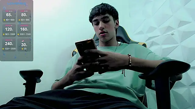 Snapshot of Jake_tripp chatting on December 4, 6:00 am Jake tripp online show from December 4, 6:00 am