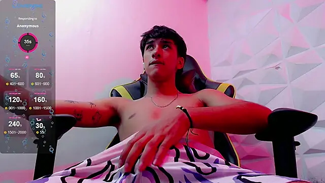 Snapshot of Jake_tripp chatting on December 6, 7:54 am Jake tripp online show from December 6, 7:54 am