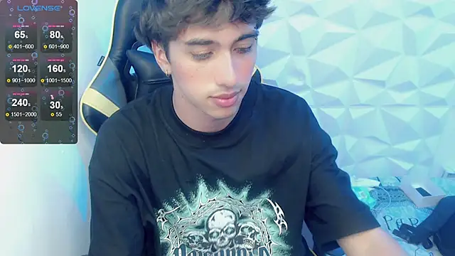 Snapshot of Jake_tripp chatting on February 1, 6:21 am Jake tripp online show from February 1, 6:21 am