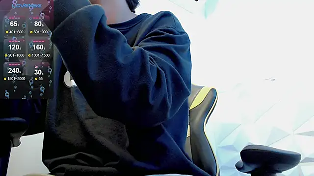 Snapshot of Jake_tripp chatting on February 11, 4:33 am Jake tripp online show from February 11, 4:33 am