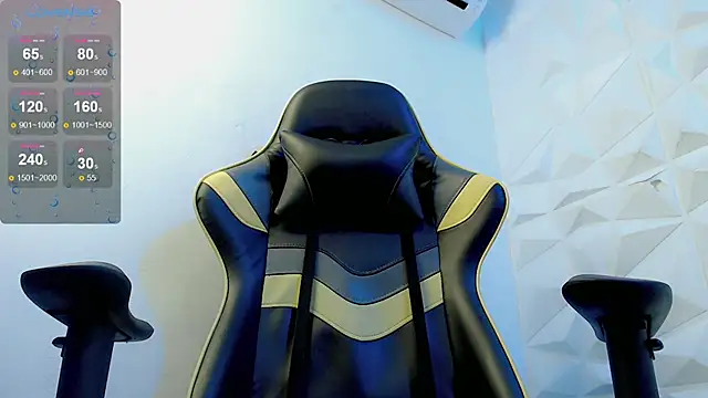 Snapshot of Jake_tripp chatting on March 12, 4:08 am Jake tripp online show from March 12, 4:08 am