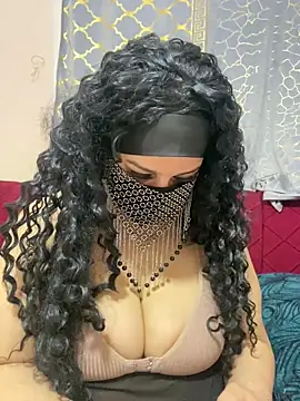 mari layali online show from November 4, 7:02 pm