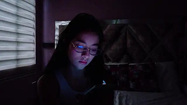 Snapshot of Susa1userma_ chatting on June 27, 12:22 pm Susa1userma online show from June 27, 12:22 pm