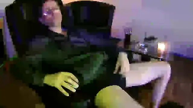 Minm666 online show from March 8, 9:08 pm