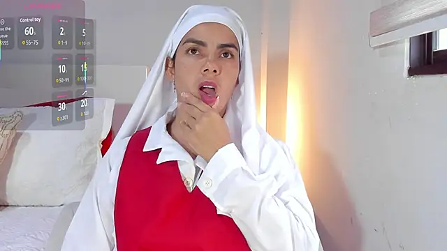 ClaraMariaMon online show from November 27, 3:47 pm